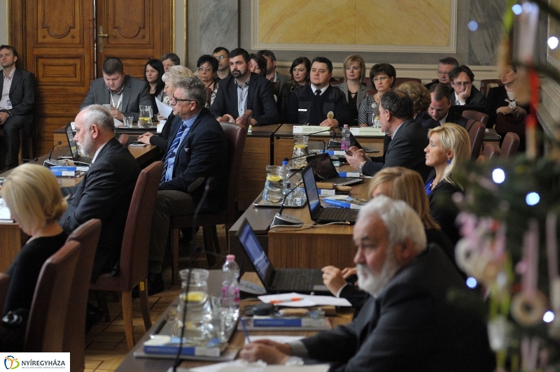 Városi Közgyűlés 20161215 - fotó Szarka Lajos
