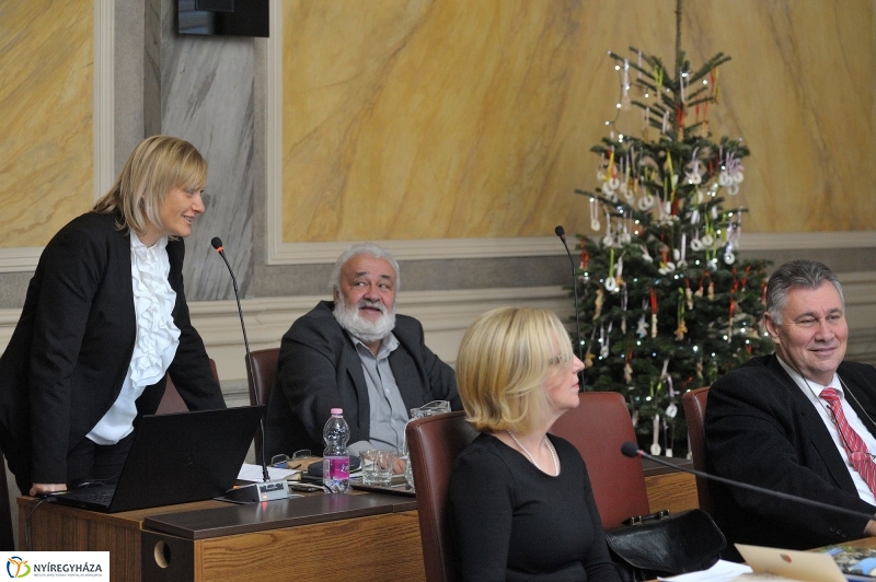 Városi Közgyűlés 20161215 - fotó Szarka Lajos