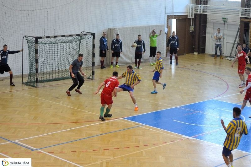 Teremtorna a Bem iskolában - fotó Szarka Lajos