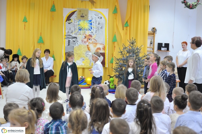 Ajándék sportszercsomag a Ligeti óvodának - fotó Szarka Lajos