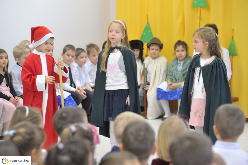 Ajándék sportszercsomag a Ligeti óvodának - fotó Szarka Lajos