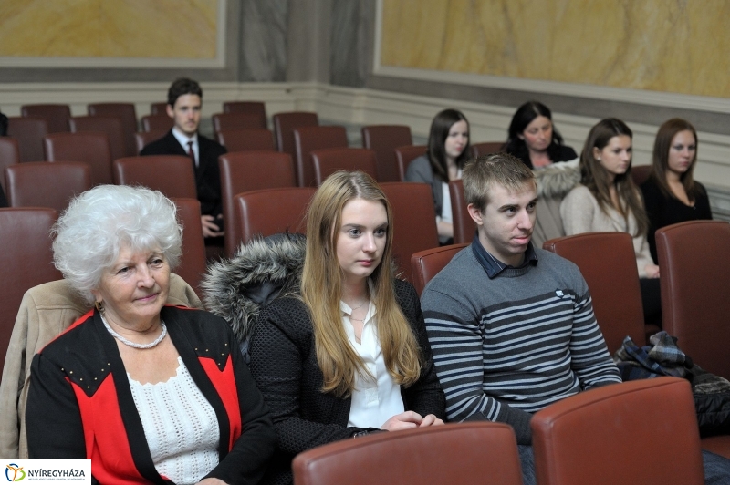 A rászoruló hallgatókért - fotó Szarka Lajos