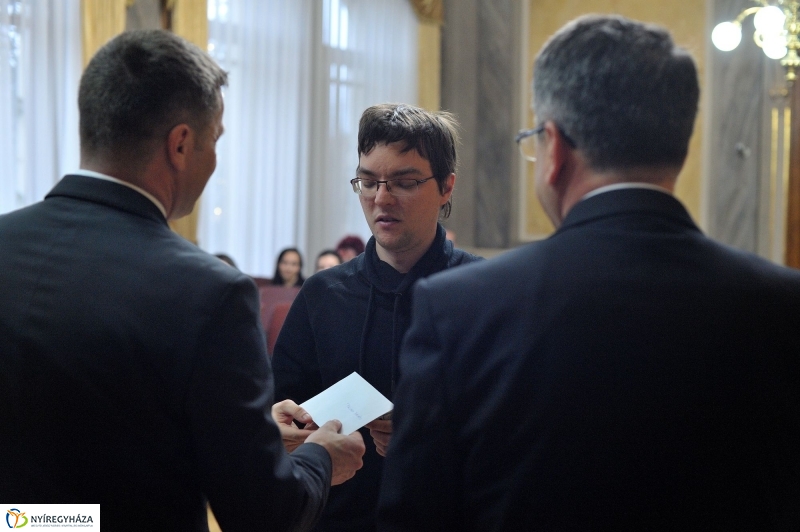 A rászoruló hallgatókért - fotó Szarka Lajos