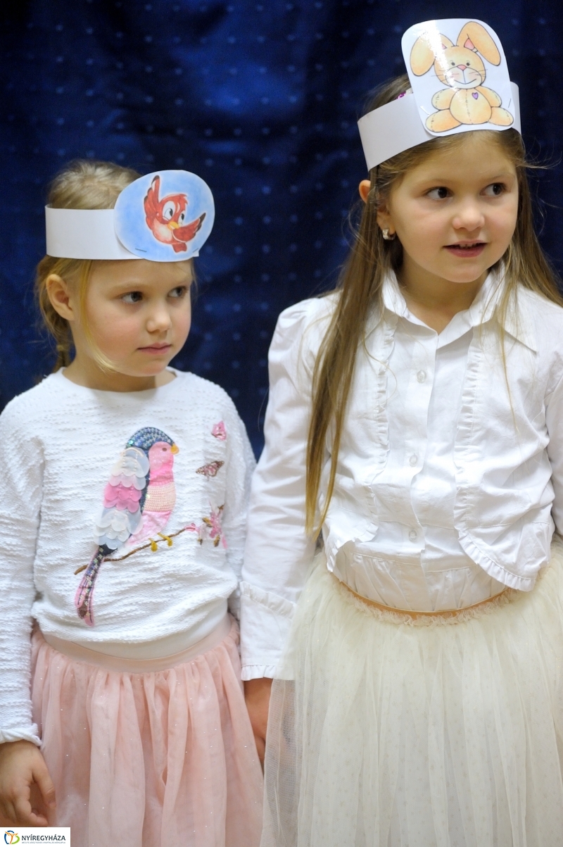 Mustármagosok karácsonyi műsora - fotó Szarka Lajos