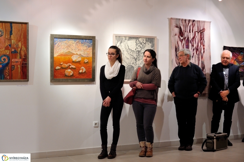 Művek textilen és fotópapíron - fotó Szarka Lajos