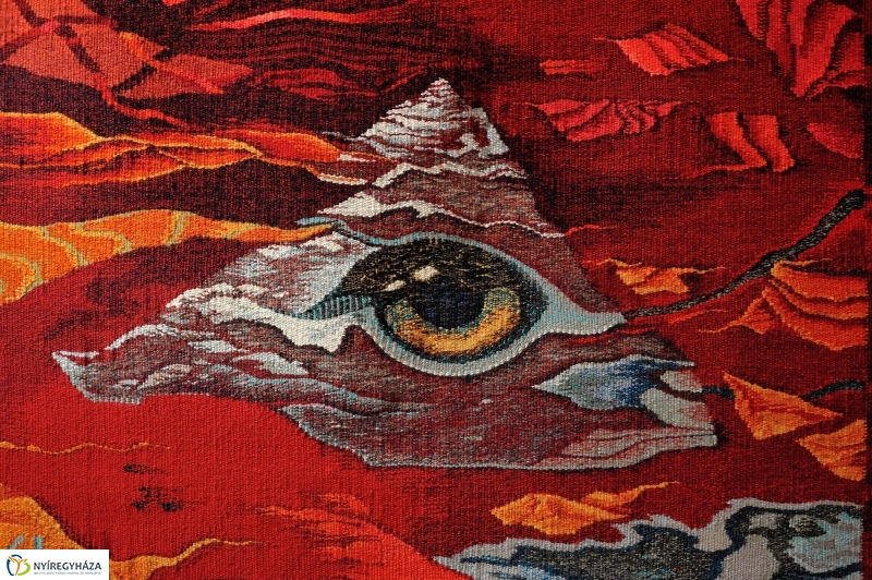 Művek textilen és fotópapíron - fotó Szarka Lajos