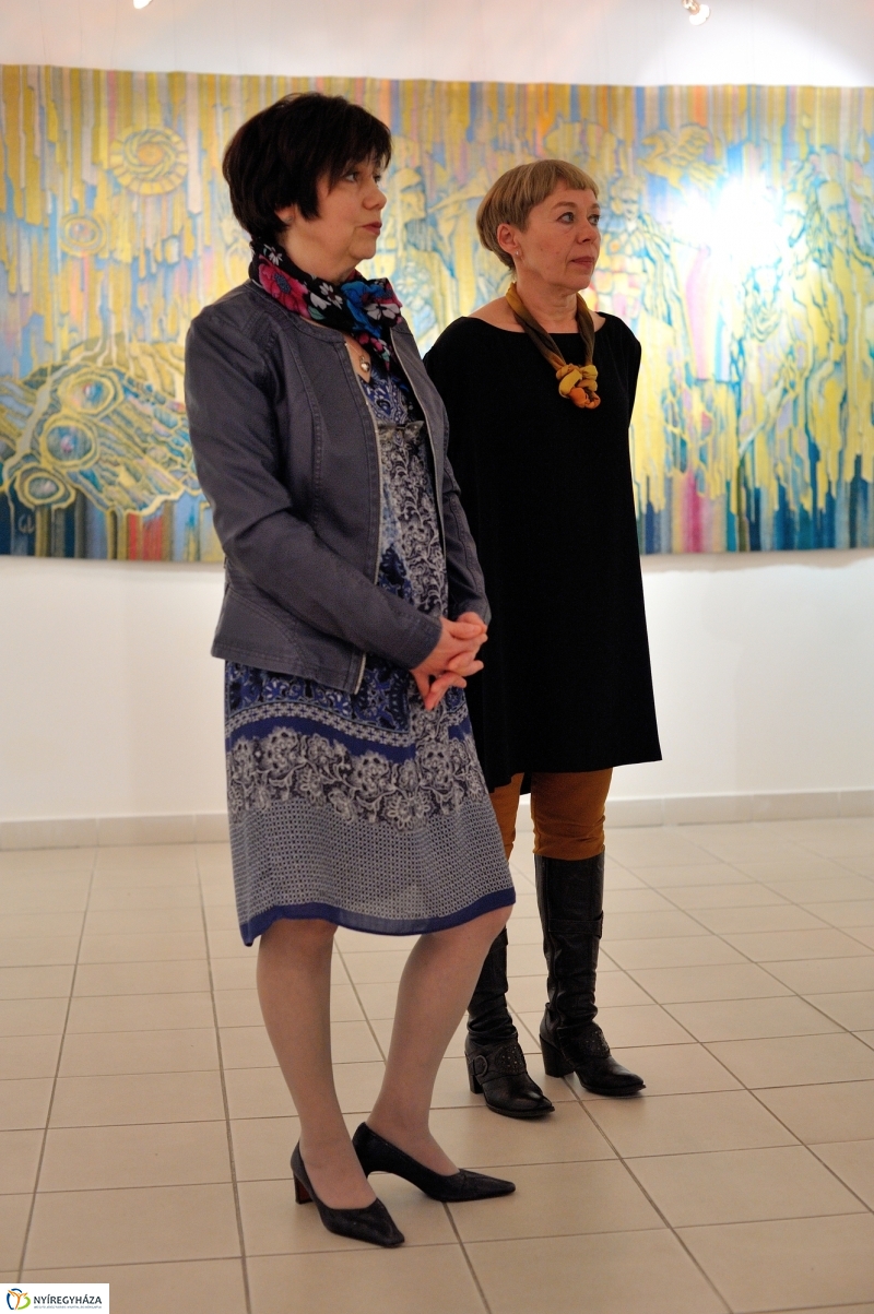 Művek textilen és fotópapíron - fotó Szarka Lajos