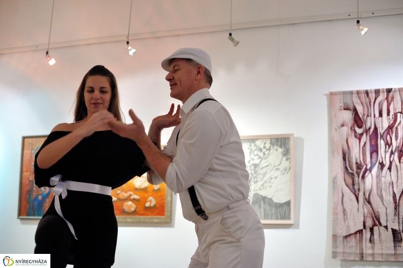 Művek textilen és fotópapíron - fotó Szarka Lajos