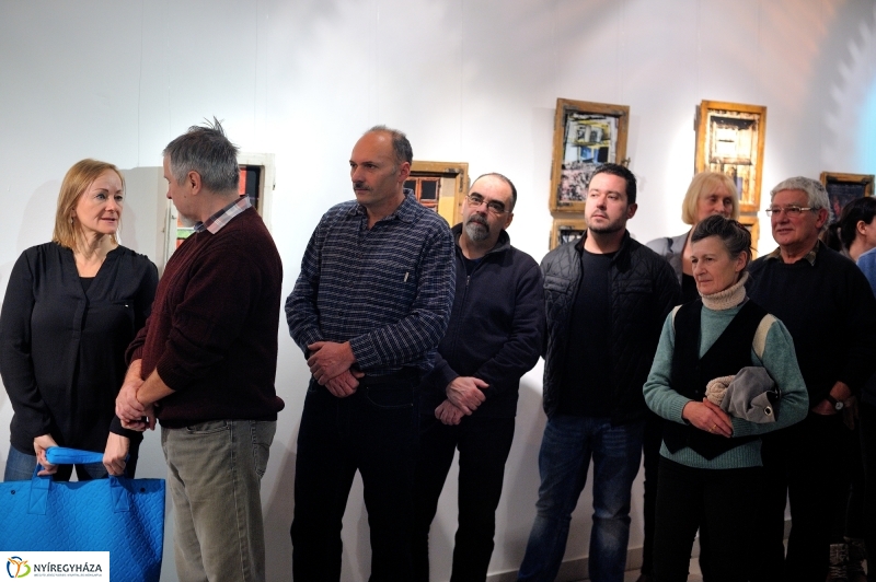 Művek textilen és fotópapíron - fotó Szarka Lajos