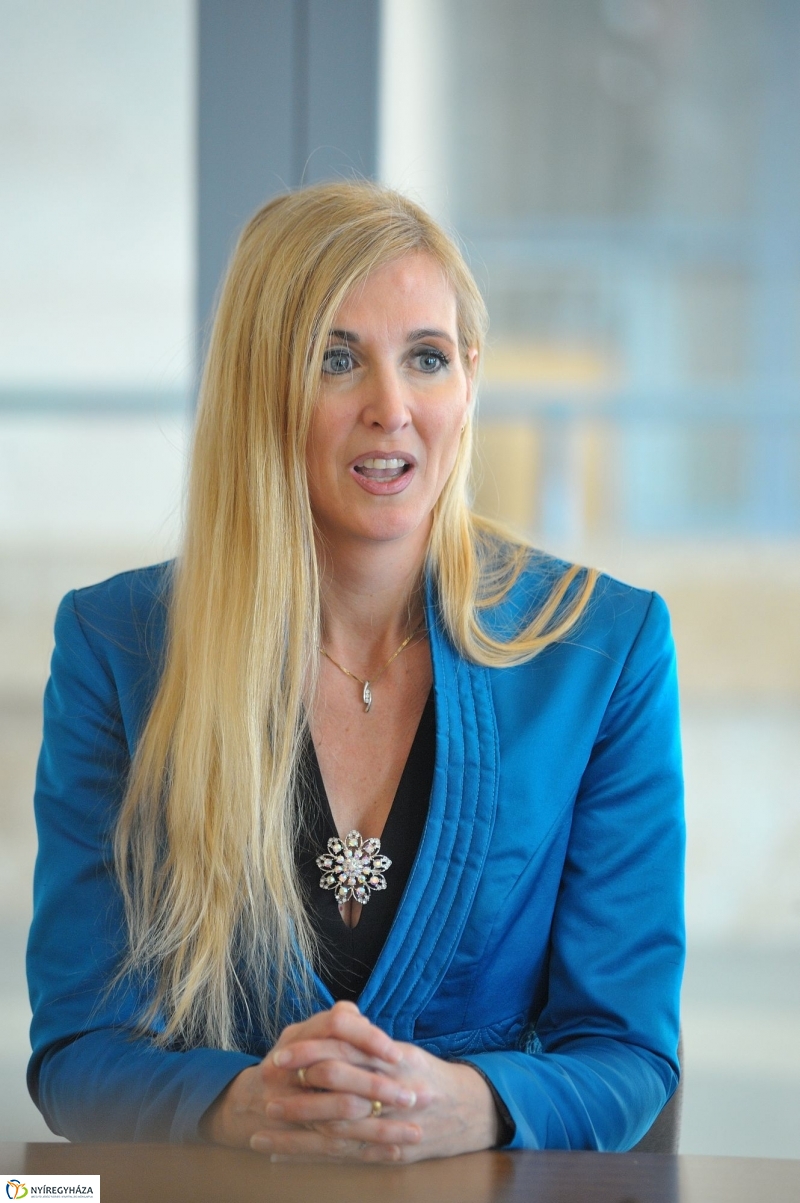 Sportszer adomány - fotó Szarka Lajos