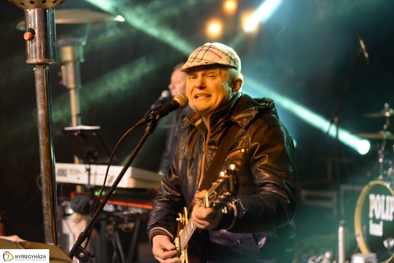 Szilveszteri utcabál a Kossuth téren