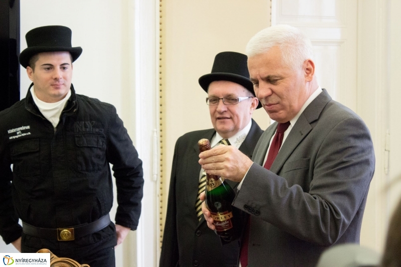 Újévi jókívánságok a Városházán - fotó Szarka Lajos