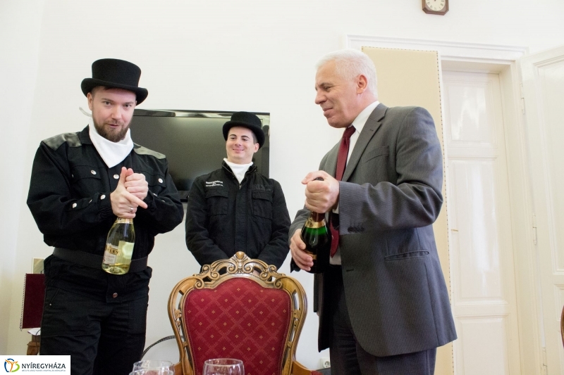 Újévi jókívánságok a Városházán - fotó Szarka Lajos