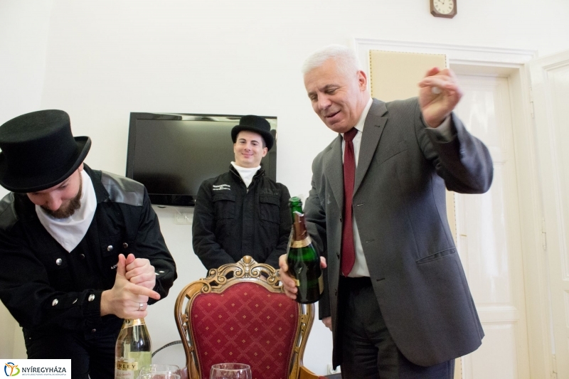 Újévi jókívánságok a Városházán - fotó Szarka Lajos