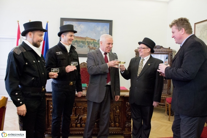 Újévi jókívánságok a Városházán - fotó Szarka Lajos