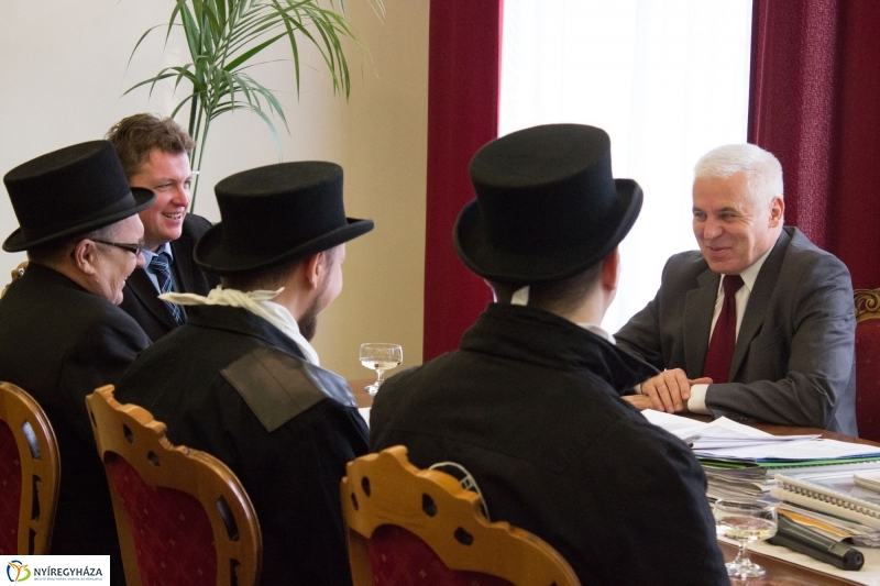 Újévi jókívánságok a Városházán - fotó Szarka Lajos