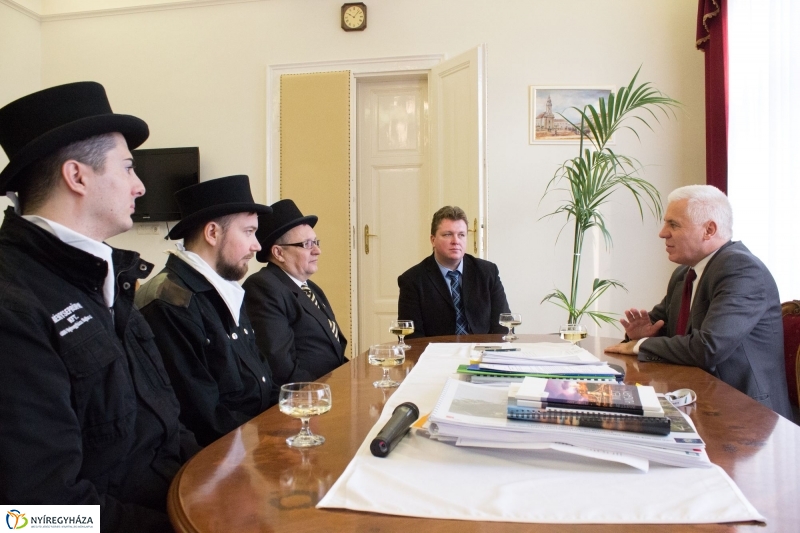 Újévi jókívánságok a Városházán - fotó Szarka Lajos