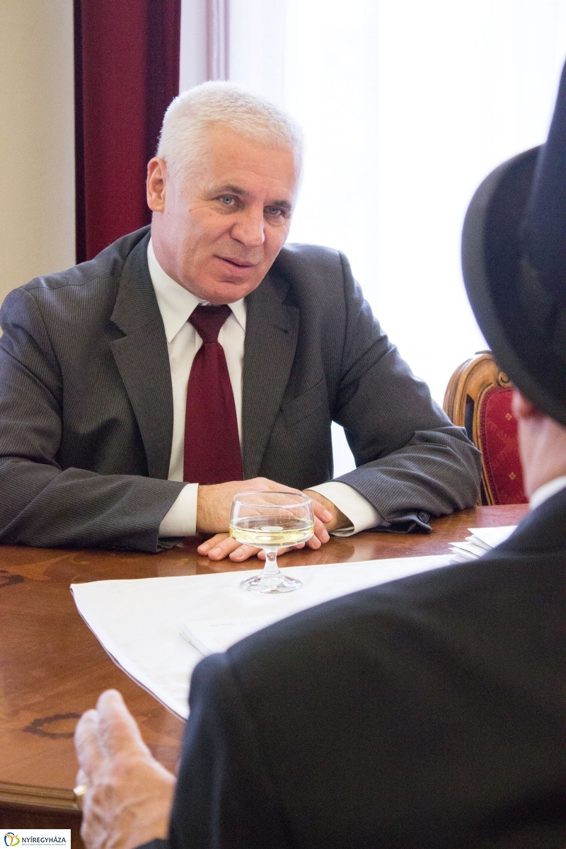 Újévi jókívánságok a Városházán - fotó Szarka Lajos