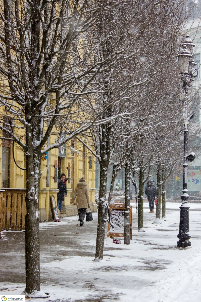 Újra havazunk - fotó Szarka Lajos