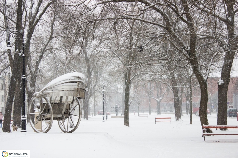 Egy kis havazás - fotó Szarka Lajos