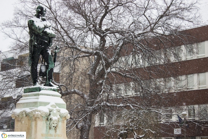 Egy kis havazás - fotó Szarka Lajos