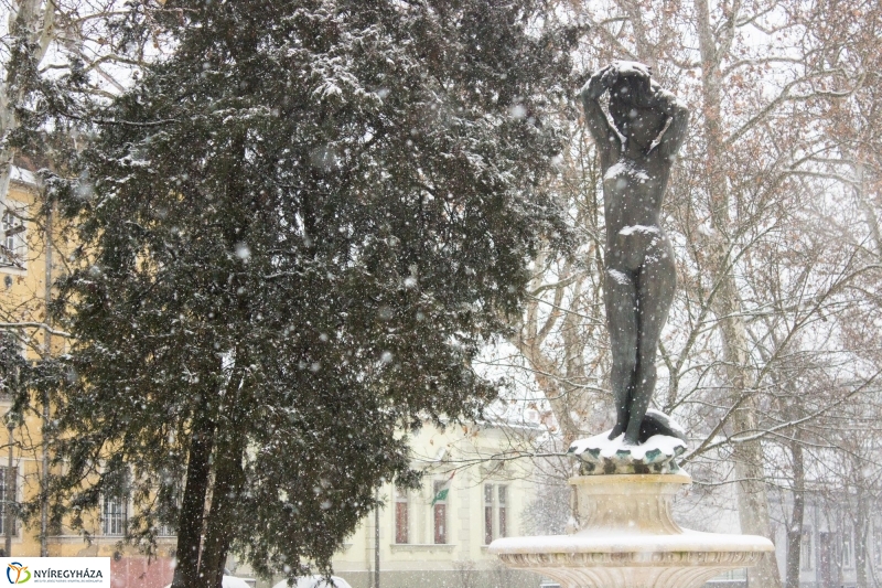 Egy kis havazás - fotó Szarka Lajos