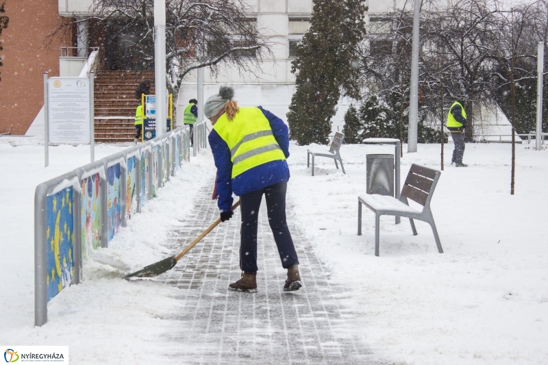 Egy kis havazás - fotó Szarka Lajos