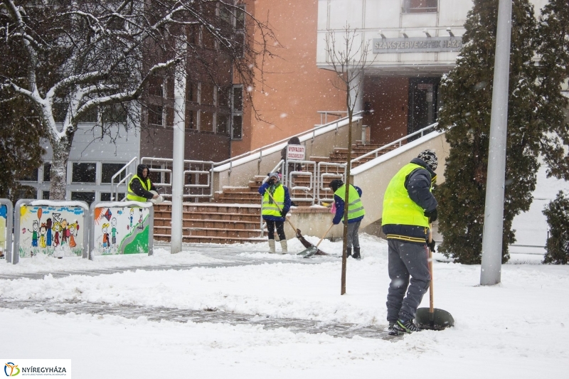 Egy kis havazás - fotó Szarka Lajos