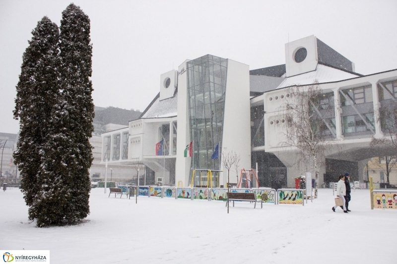 Egy kis havazás - fotó Szarka Lajos