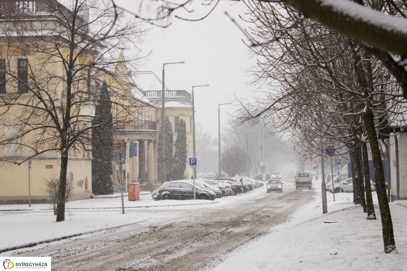Egy kis havazás - fotó Szarka Lajos