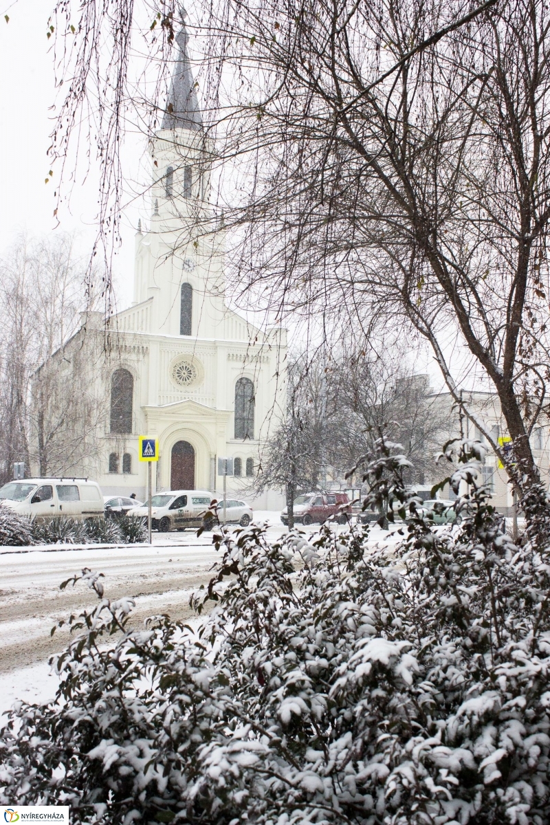 Egy kis havazás - fotó Szarka Lajos