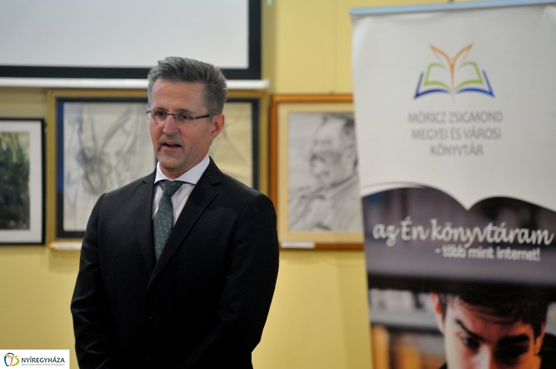 Értékes Esték-A Hősök Temetője - fotó Szarka Lajos