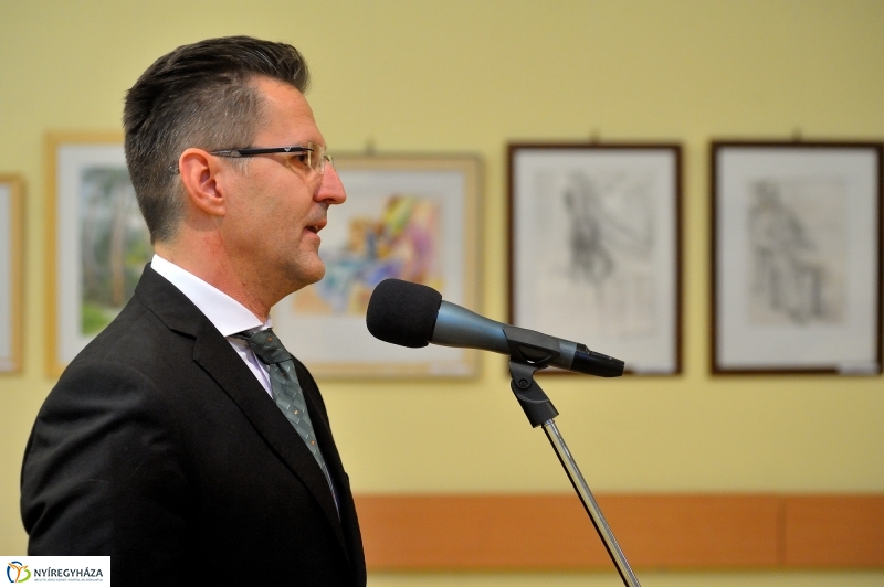 Értékes Esték-A Hősök Temetője - fotó Szarka Lajos