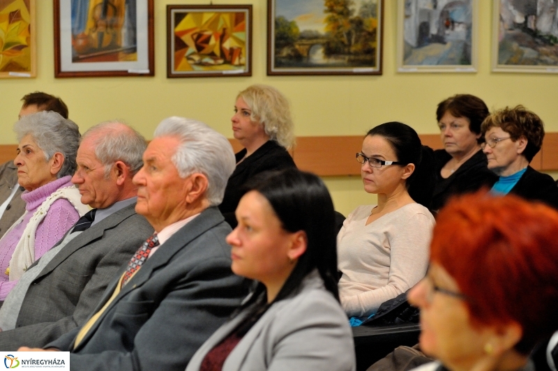 Értékes Esték-A Hősök Temetője - fotó Szarka Lajos
