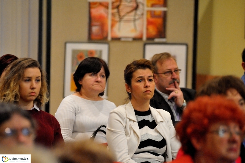 Értékes Esték-A Hősök Temetője - fotó Szarka Lajos