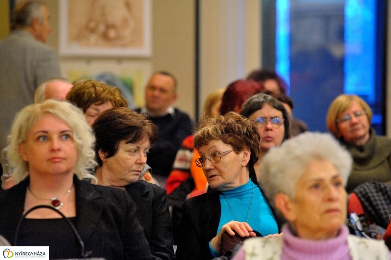 Értékes Esték-A Hősök Temetője - fotó Szarka Lajos