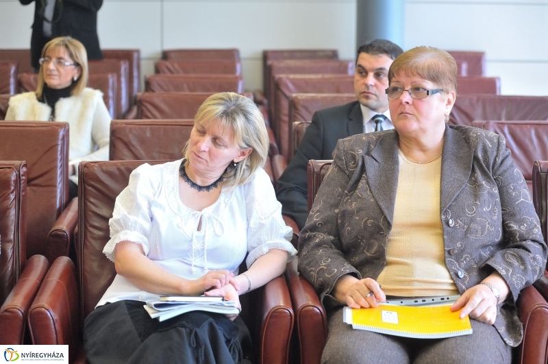 Nyíregyházi Egyetem sajtótájékoztatója - fotó Szarka Lajos