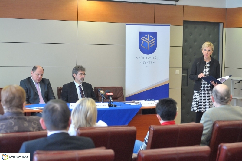 Nyíregyházi Egyetem sajtótájékoztatója - fotó Szarka Lajos