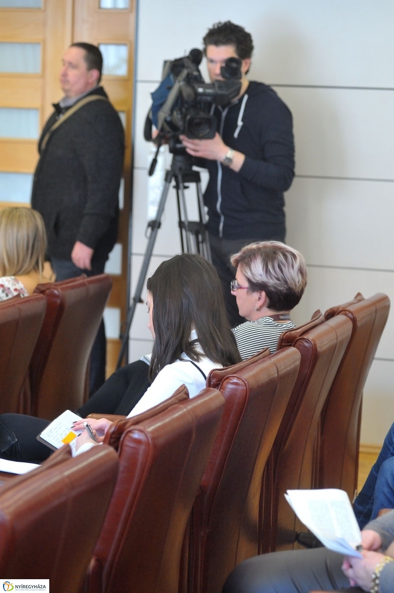 Nyíregyházi Egyetem sajtótájékoztatója - fotó Szarka Lajos