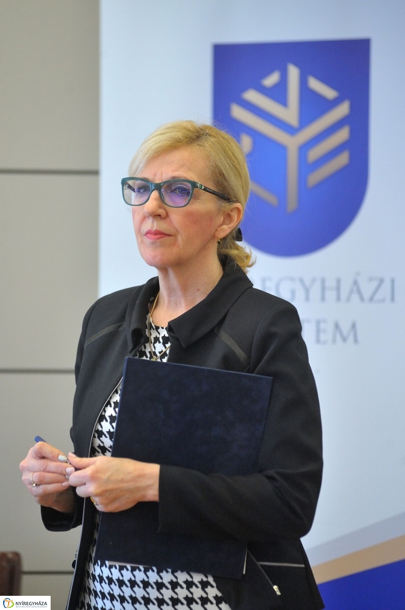 Nyíregyházi Egyetem sajtótájékoztatója - fotó Szarka Lajos