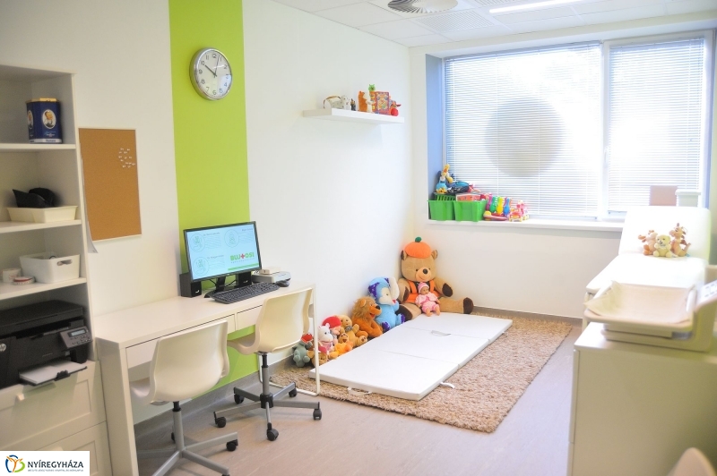 Bujtosi Egészségcentrum átadása - fotó Szarka Lajos