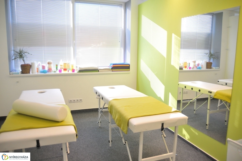 Bujtosi Egészségcentrum átadása - fotó Szarka Lajos