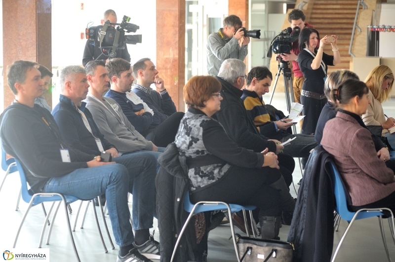 Bujtosi Egészségcentrum átadása - fotó Szarka Lajos