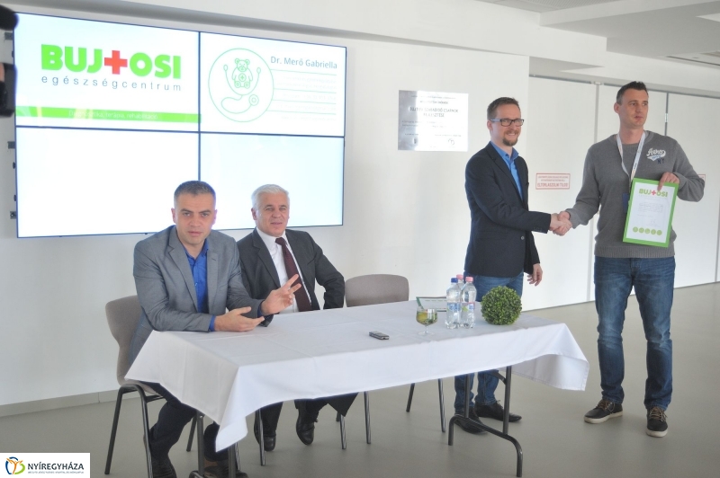 Bujtosi Egészségcentrum átadása - fotó Szarka Lajos