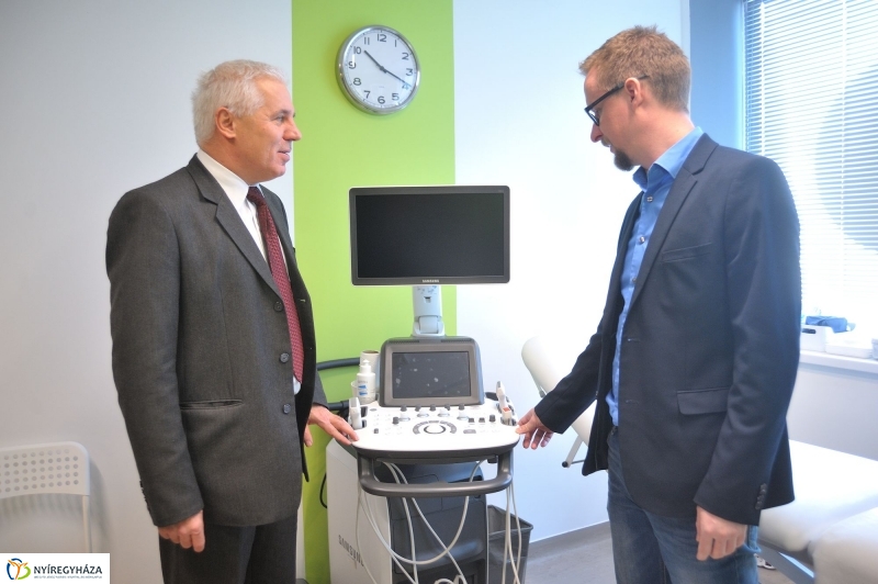 Bujtosi Egészségcentrum átadása - fotó Szarka Lajos