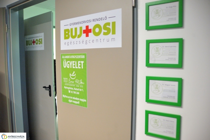 Bujtosi Egészségcentrum átadása - fotó Szarka Lajos