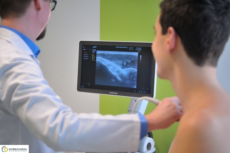 Bujtosi Egészségcentrum átadása - fotó Szarka Lajos