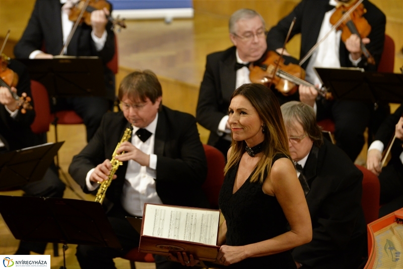 Miklósa Erika Nyíregyházán