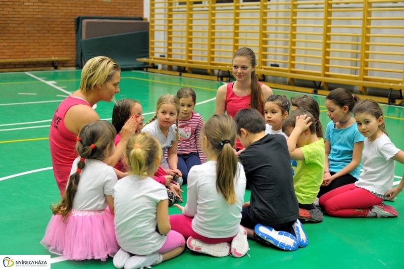 MOZDULJ NYÍREGYHÁZA 2017 gyerekzumba - fotó Szarka Lajos