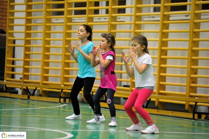 MOZDULJ NYÍREGYHÁZA 2017 gyerekzumba - fotó Szarka Lajos